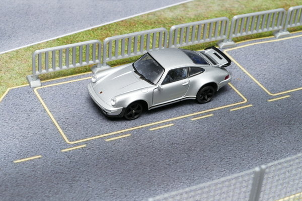 Porsche 911 Turbo Karosse inkl. Adapter / Farbe Weiss